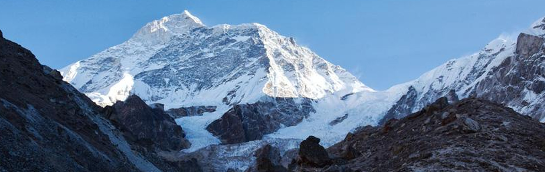 Makalu Base Camp Trek: 19 Days
