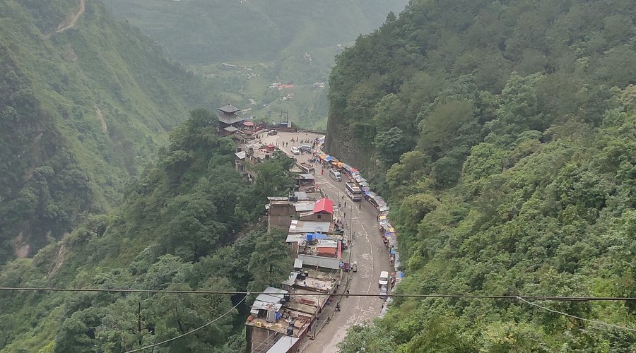 Trek to Nawarpani 3,545m from Laini 3,160m