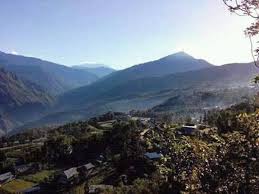 Trek from Chirwa to Phurumbu (1,185-1,549 m)