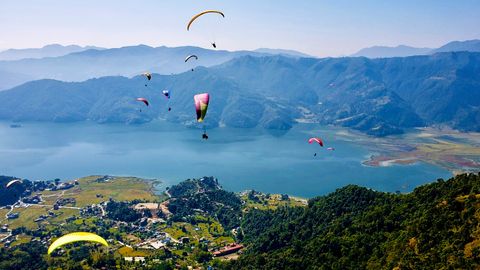 Drive from Kathmandu to Pokhara(822m)