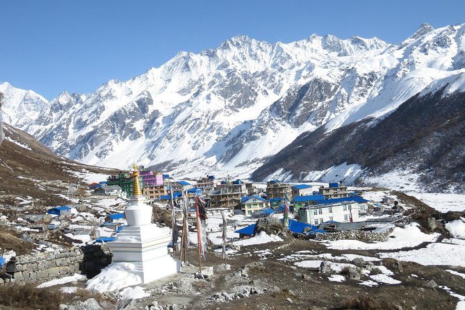 Summit Yala Peak and return to Kyanjin Gompa  (3870 m)